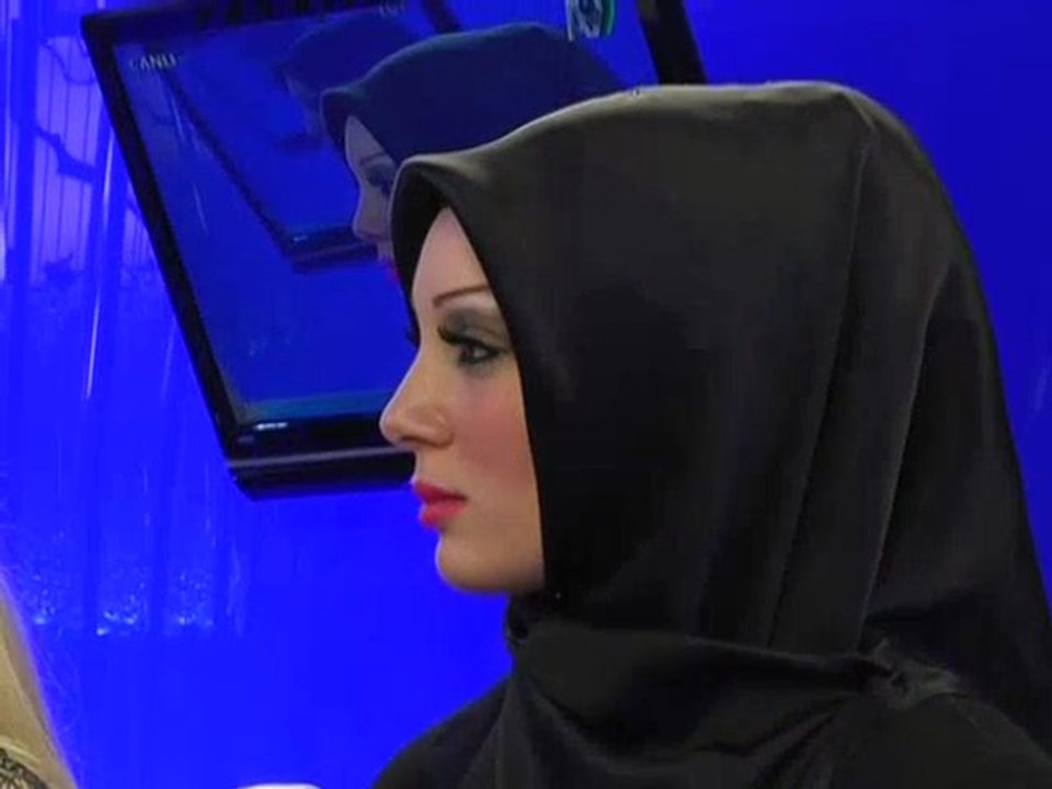 Gözlerdeki sevgiyi Allah yaratır (Adnan Oktar)