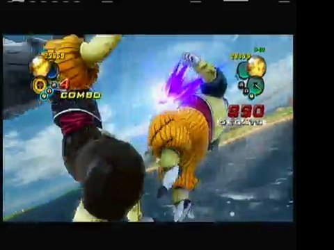 Dragon Ball Z Ultimate Tenkaichi - Gameplay 3