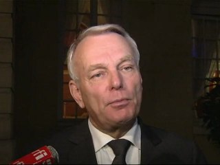 Ayrault : "La croissance sera autour de 1%"