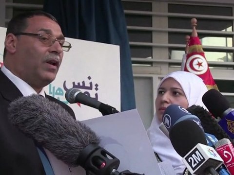 Tunisie: les islamistes d'Ennahda en tête des premières élections libres