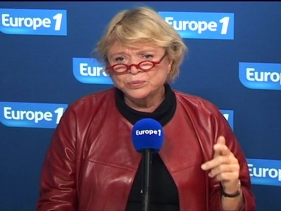 Joly (EELV) invite Hollande à venir avec elle à Fukushima