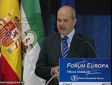 Chaves acusa al PP de fraude por esconder su programa