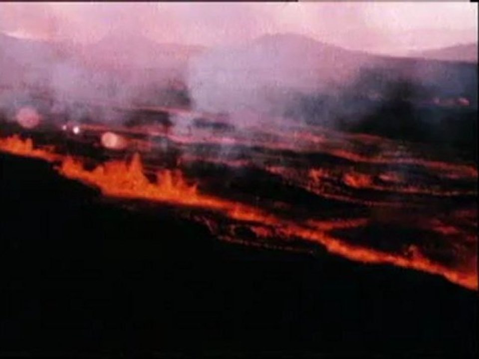 Les volcans (national géographic) (2/2)