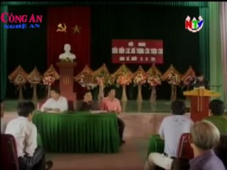 Xem "cẩu tặc" đọc kiểm điểm trước dân