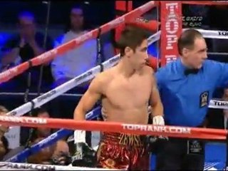 Mikael Zewski vs Keuntray Henson 2011-10-22