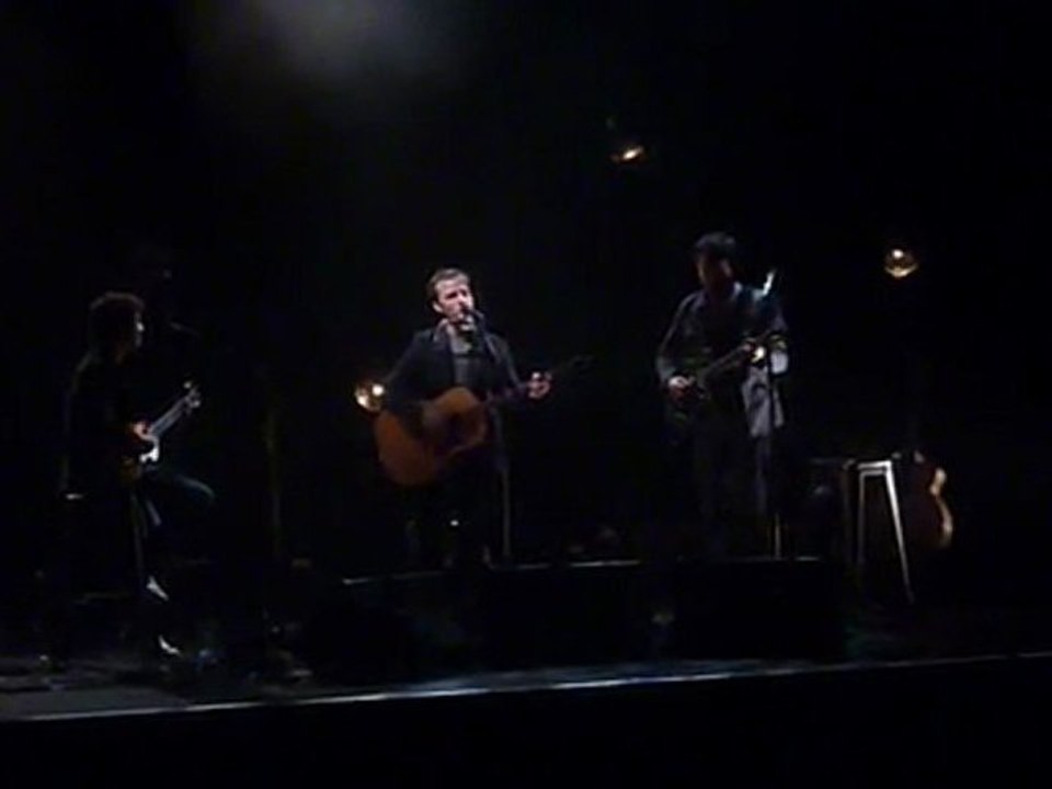 Benoît Doremus (Alexis HK, Renan Luce), seuls à trois