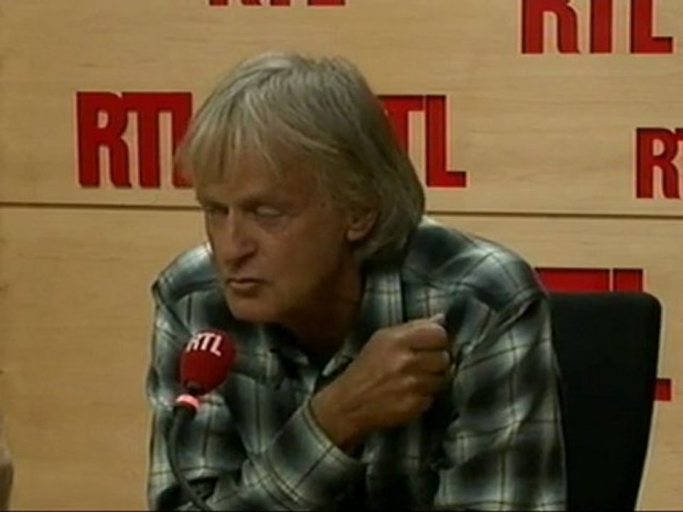 Dave, chanteur : "Je ne fais pas mon âge ? Vous ne m'avez pas vu nu !"