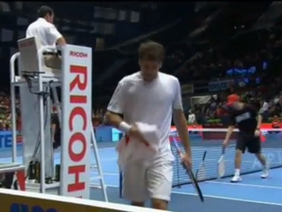 Haas batte Chela - Vienna, 1 turno