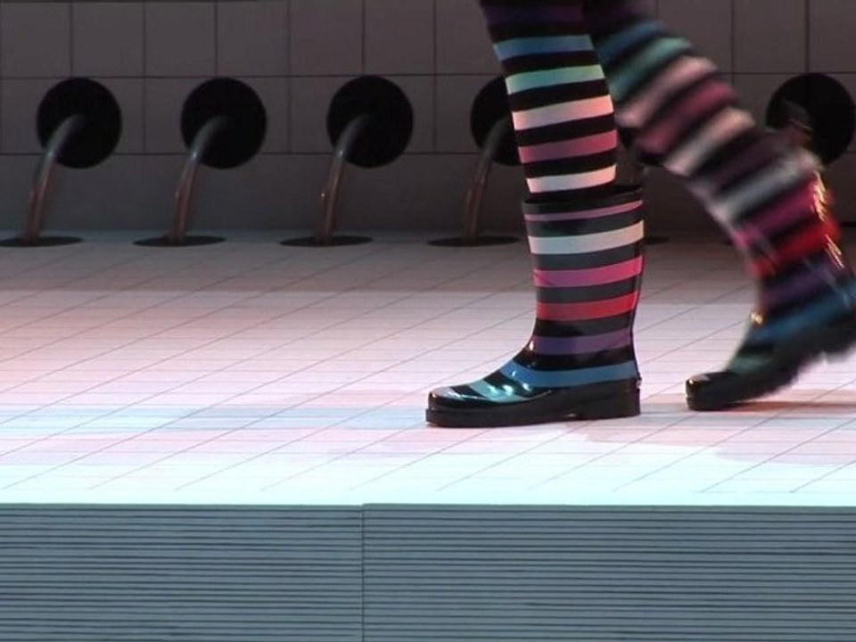 LILI LAMPION (TEASER 1'03")