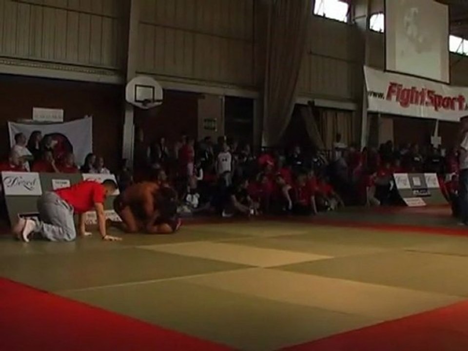 GRAPPLING NO GI  JUNIOR BARATA VS DAVID PIERRE LOUIS