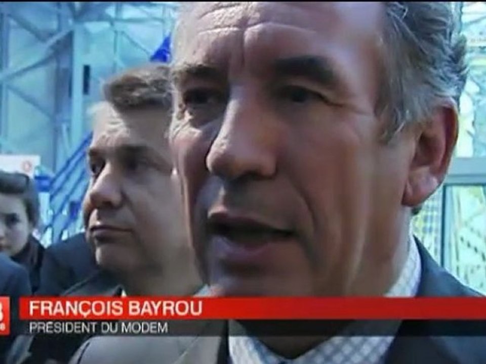 Bayrou - 13H France2 - 261011