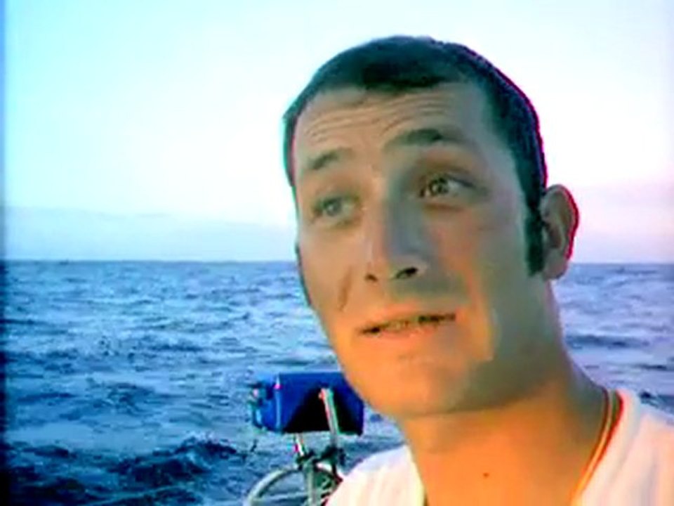David Raison 2ème de la mini Transat 2003 - Images exclusives à bord du mini entre Lanzarotte et Salvador de Bahia.