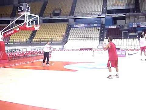 RedPlanet.gr - Σπανούλης τρίποντα στο ΣΕΦ