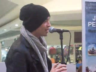 Showcase Julian Perretta - If I ever feel better @ Espace Culturel Nantes Atlantis . 26/10/11