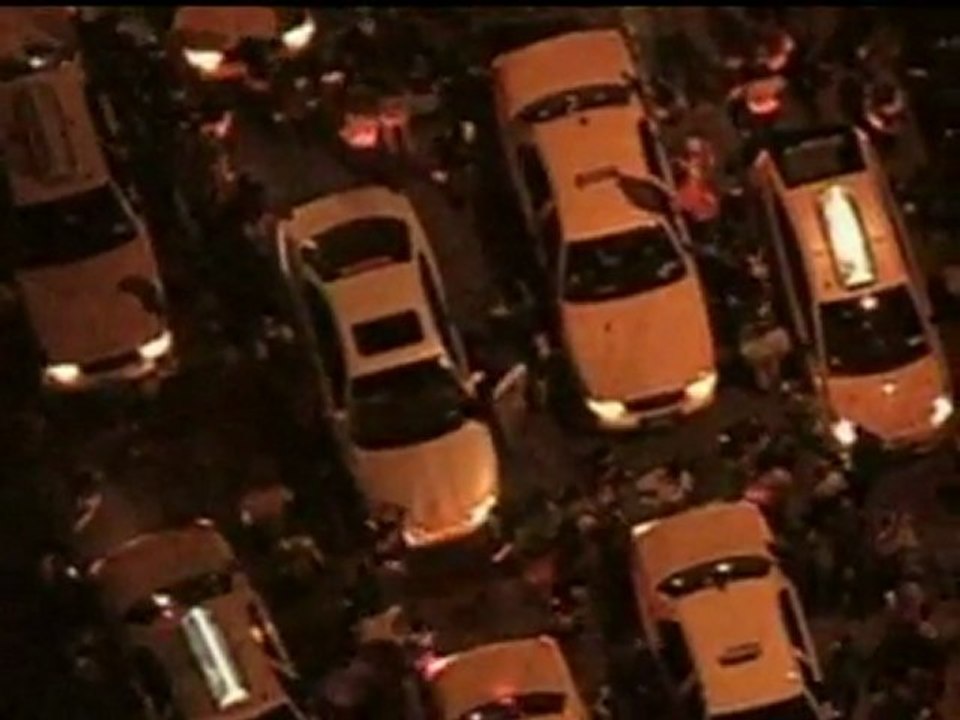 OCCUPY WALL STREET: Police clash with protester...