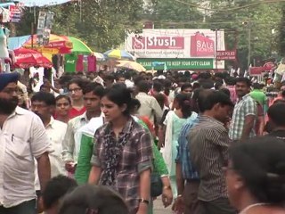 Inde: l'avenir incertain d'un pays rempli d'hommes