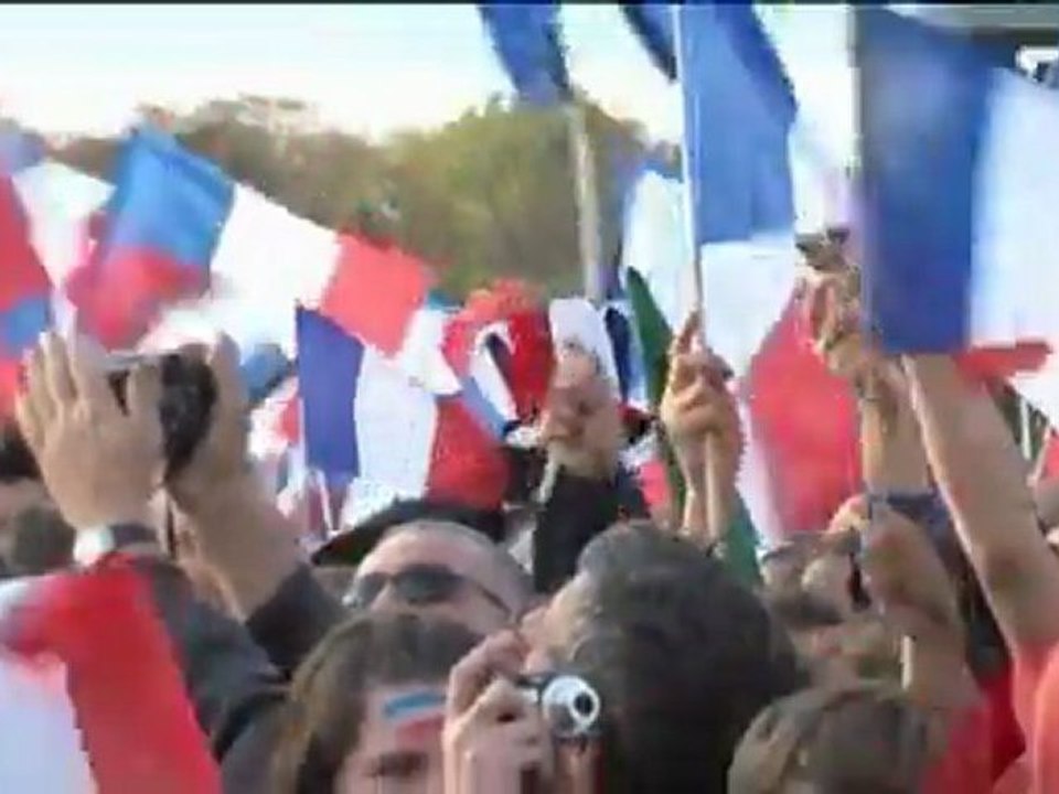 Französisches team wird heldenhaft empfangen