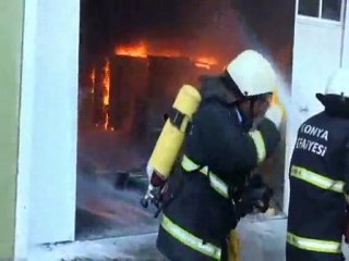 Konya'da ambalaj fabrikasında yangın
