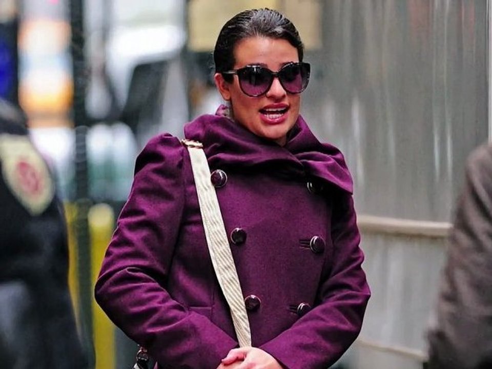 Les stars restent au chaud dans leurs manteaux