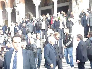 RedPlanet.gr - Η οικογένεια του Ολυμπιακού στην Αγ. Τριάδα