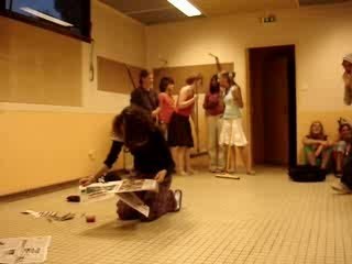 un camp explo-image à la préhistoire