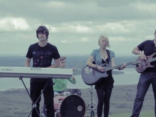 The Dreamers - Waterfall (Clip Officiel) par Girwet Entertainment