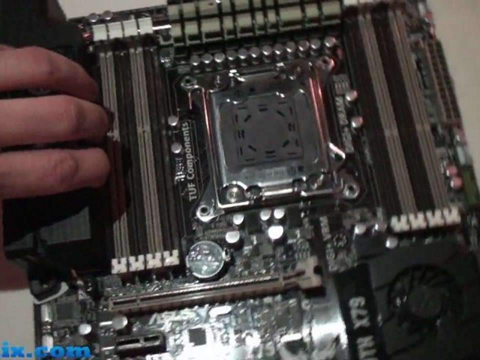 Asus Sabertooth X79 Preview