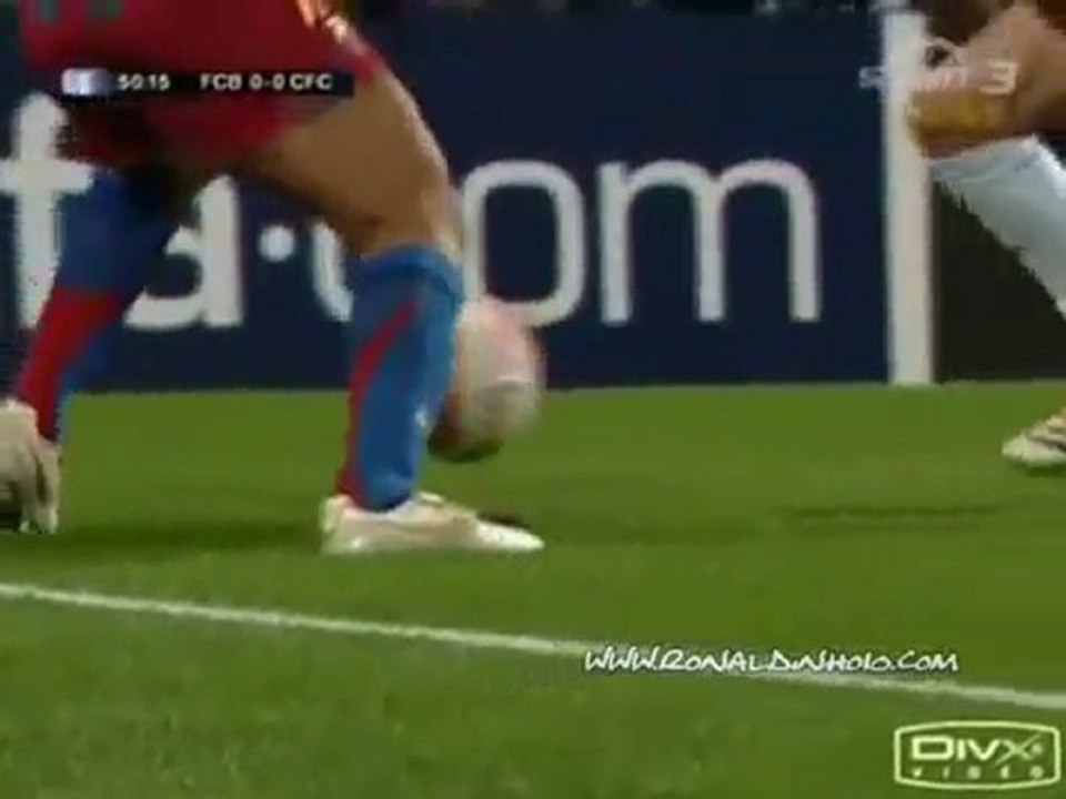 ronaldinho (tricks) unutulmaz hareketler(emere1616)