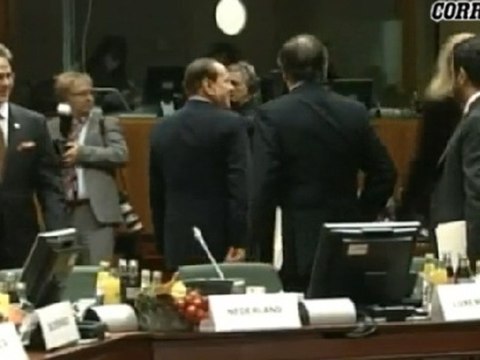 Berlusconi mate la première ministre danoise