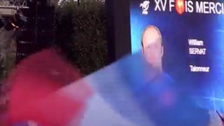 Le XV de France remercie ses supporters Orange