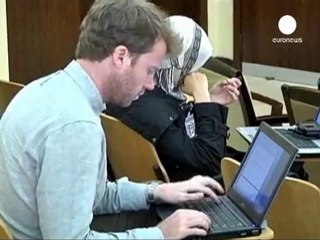 Libia, Saif al Islam pronto a consegnarsi al Tribunale...