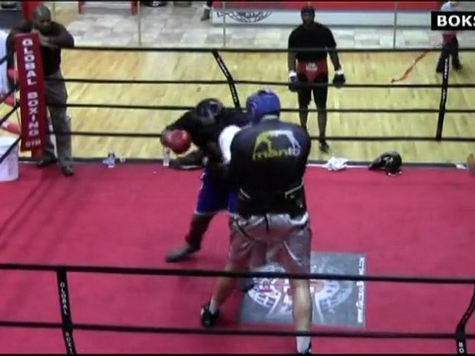 Mariusz Wach na sparingach przed walką z Ilivierem McCalem