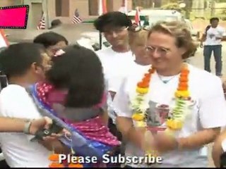 International Doctors Welcomed At Auto Rickshaw "Rally For Health"