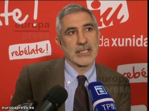 Llamazares critica los recortes en infraestructuras