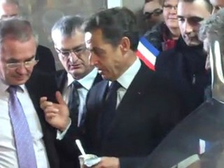 La visite de Sarkozy dans une ferme alsacienne version longue