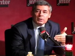 Remaniement : "Michèle Alliot-Marie n'a pas commis de faute"