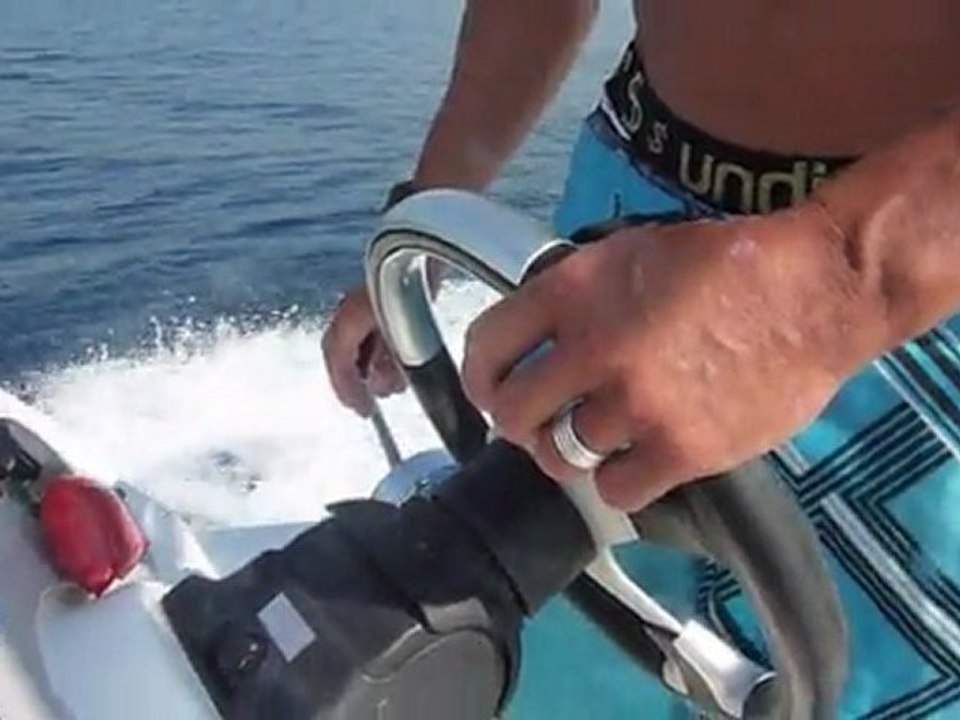 Cassis Parachute Ascensionnel Nautique: Un Rendez vous avec la nature.