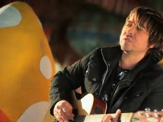 Alex Ayestarán - videoclip "Entre la gente"