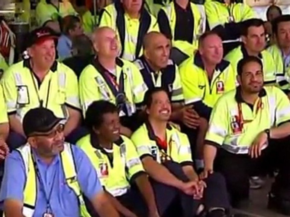 Anger over Qantas grounding