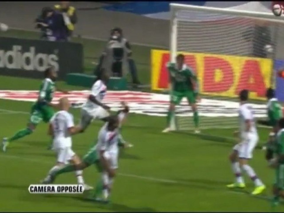 Lyon bezwingt Saint-Etienne