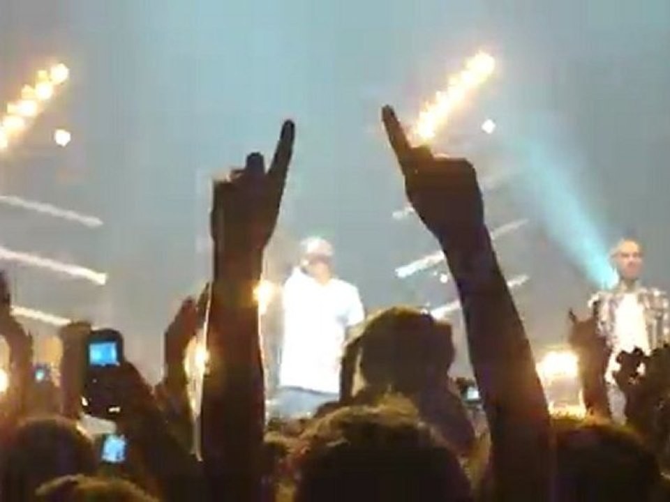 M Pokora "A nos actes manqués " Forest National 2011