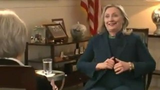 Hilary Clinton Rit du  Meurtre de Kadhafi !!!