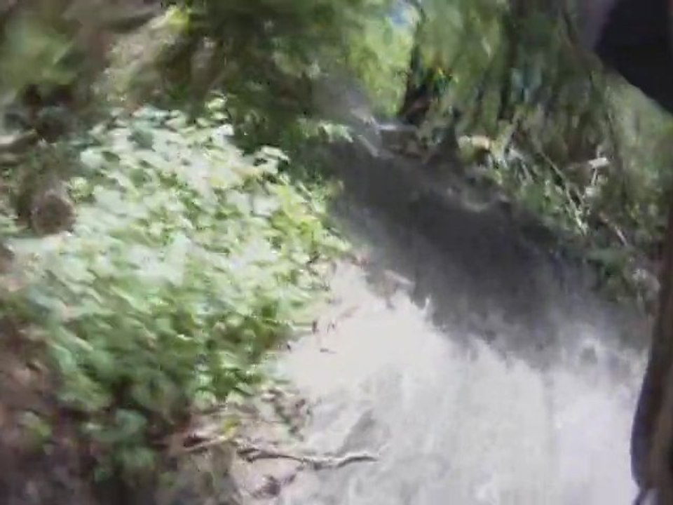 VTT DH 2 Alpes Venosc 2011