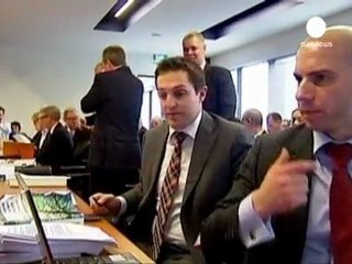 Qantas mahkeme kararıyla uçuşlara başlıyor