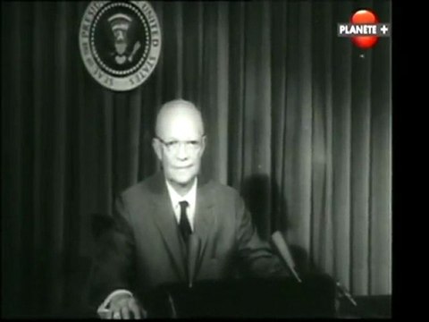 Les ailes secrètes (La guerre des avions espions) 2/2