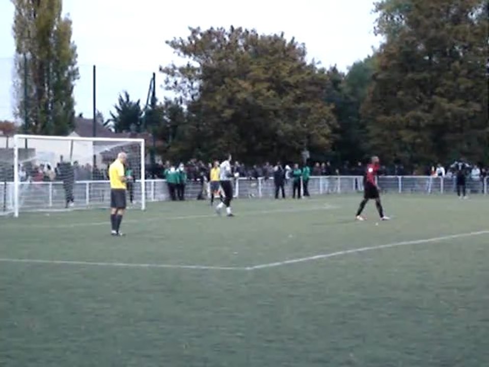 Dimanche 30 octobre 2011 Coupe de France de Foot pénalty raté CLS Aulnay - Versailles