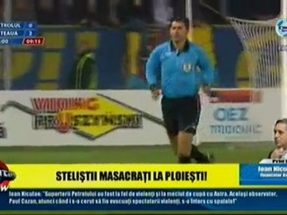 supporter invaded field and hit Galamaz on Petrolul Ploiesti - Steaua Bucuresti 30.10.2011(1)