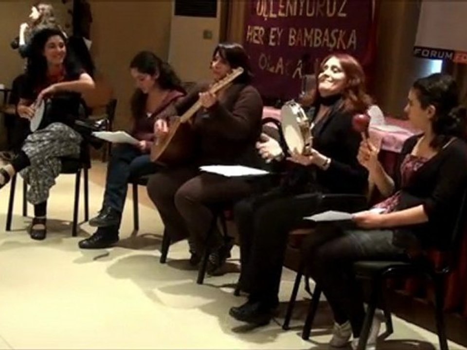 burcaktarlasi_(halkevci_kadinlar)