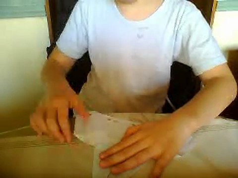 avion en papier qui vole très bien