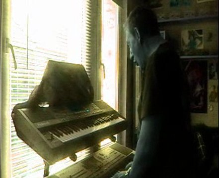 Antoine et ses synthés, vous présente Christophe -